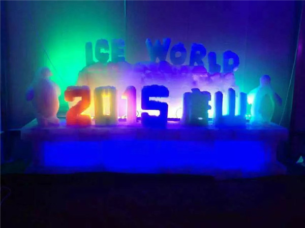 �ӱ���ɽ ���ڱ���չ��ʩ�� (1)